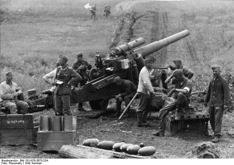 sFH 18 at Kursk, Russia, summer 1942